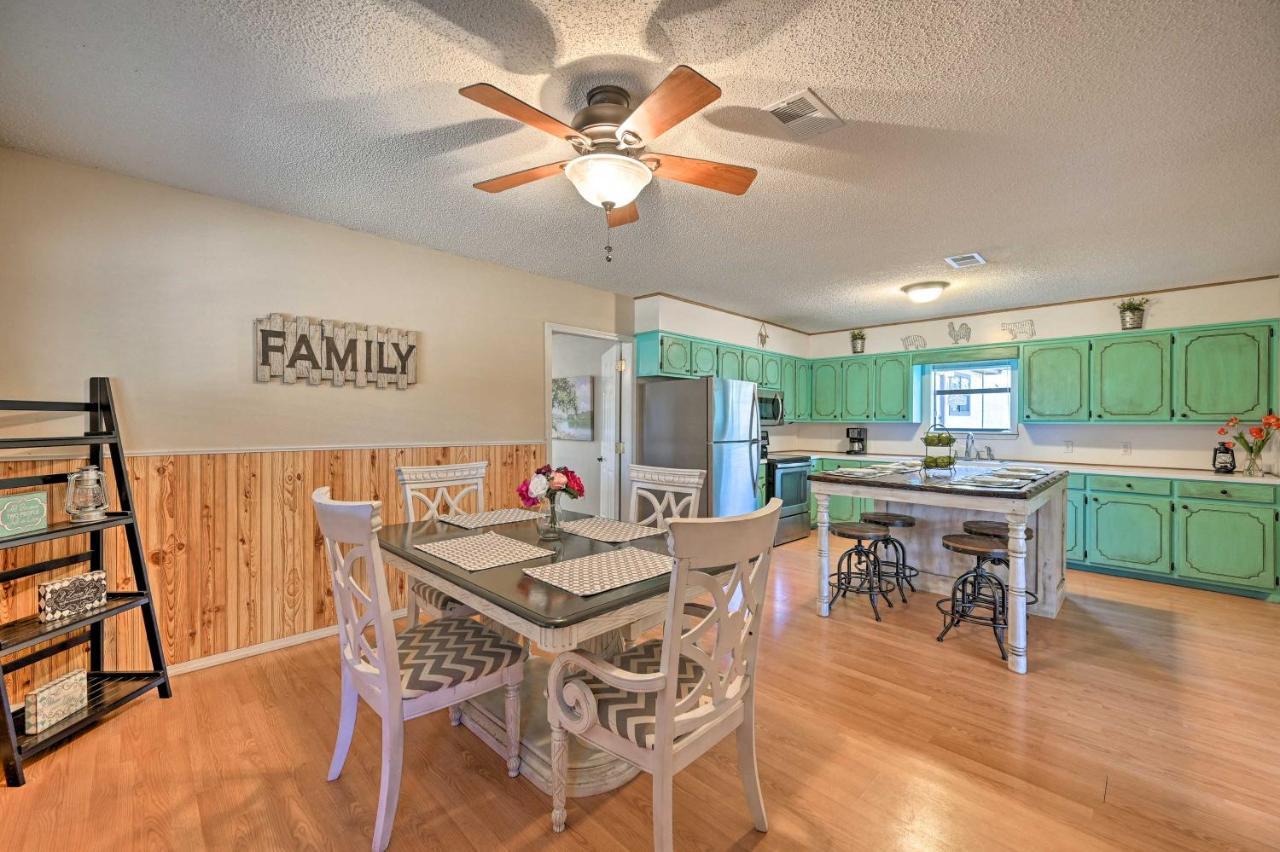 הוילה Pet-Friendly Shady Oaks Broken Bow Gem With Patio! מראה חיצוני תמונה