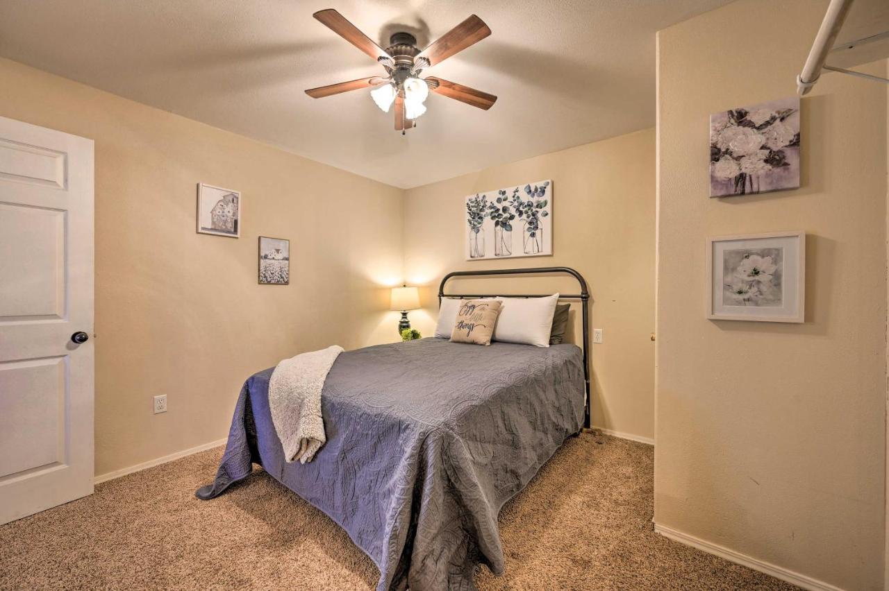 הוילה Pet-Friendly Shady Oaks Broken Bow Gem With Patio! מראה חיצוני תמונה