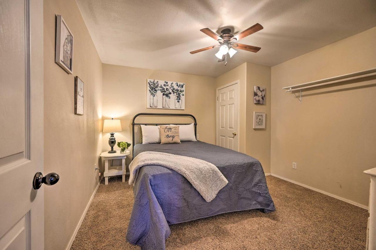 הוילה Pet-Friendly Shady Oaks Broken Bow Gem With Patio! מראה חיצוני תמונה